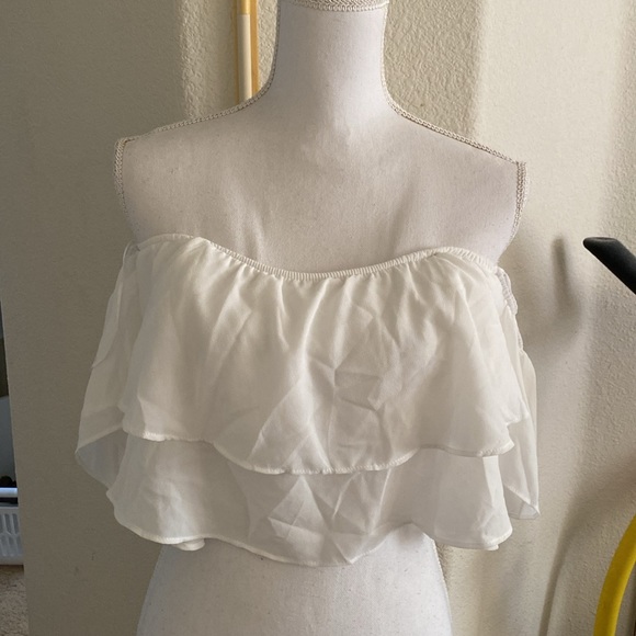 LF flowy off shoulder crop top - Picture 1 of 2